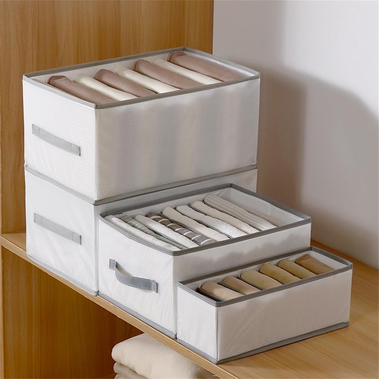 Organisateur de Rangement Pliable – 8 Grilles pour un Placard Parfaitement Ordonné