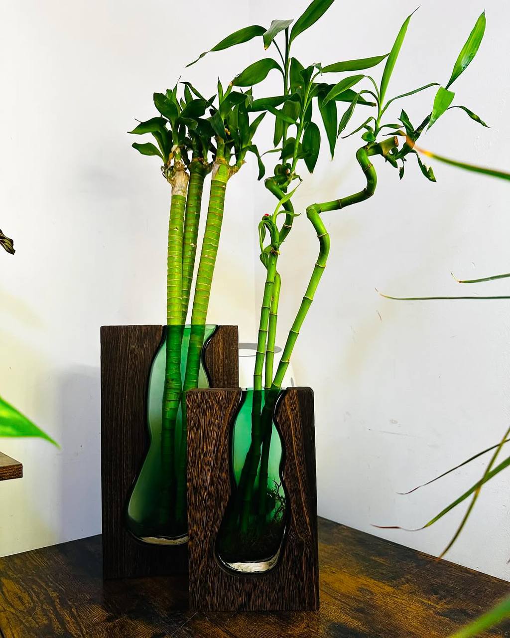 Vase en Bois et Verre